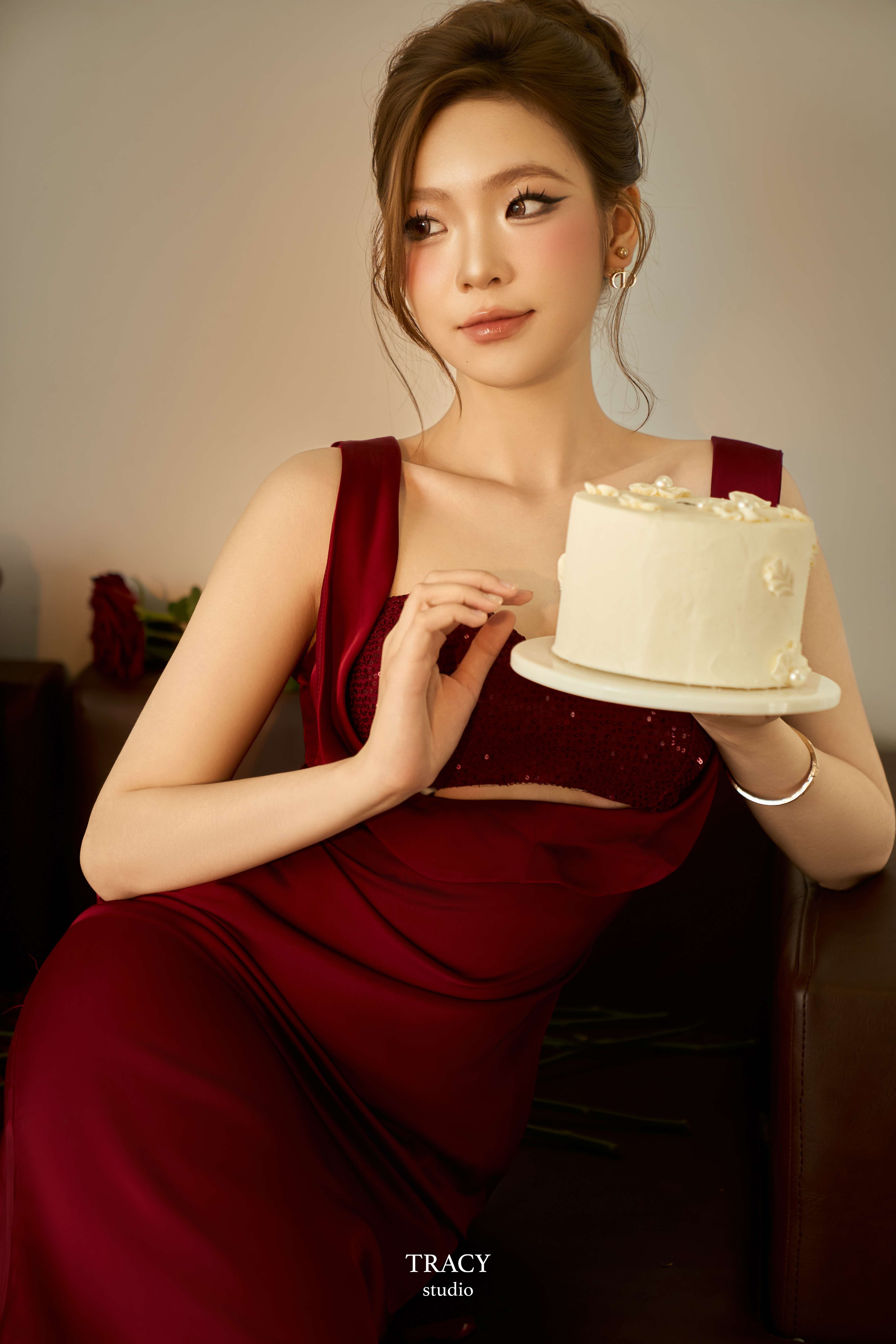 frontend/img/gallery/concept-sinh-nhat/tracy-studio-chup-concept-sinh-nhat-rose (1).jpg